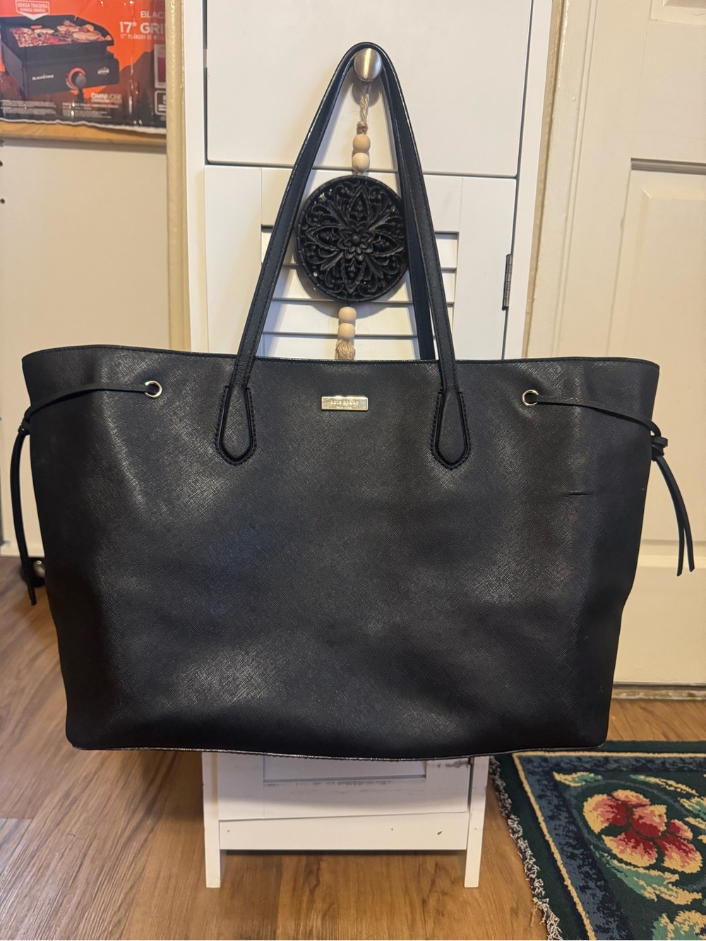 KATE SPADE NY Black Ari Laurel Way Saffiano Leather Shoulder Tote Bag